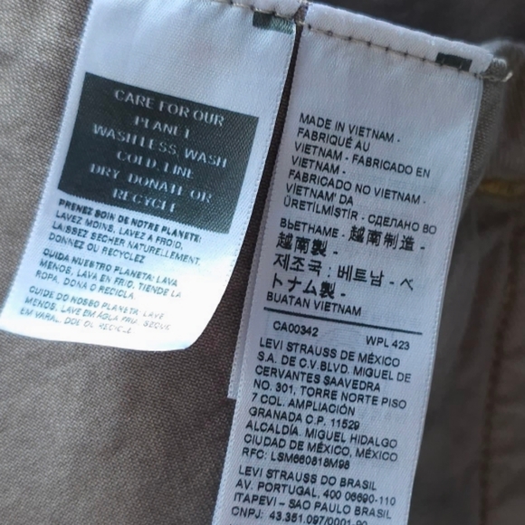 *** SOLD *** Levi's Limited Edition Vintage Style Trucker Mushroom Denim Jacket - Picture 15 of 15